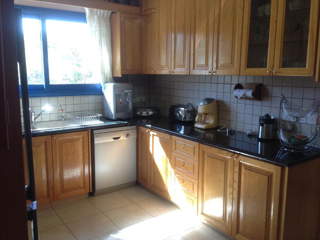 פומוס Astrofegia Beachfront Villa חדר תמונה